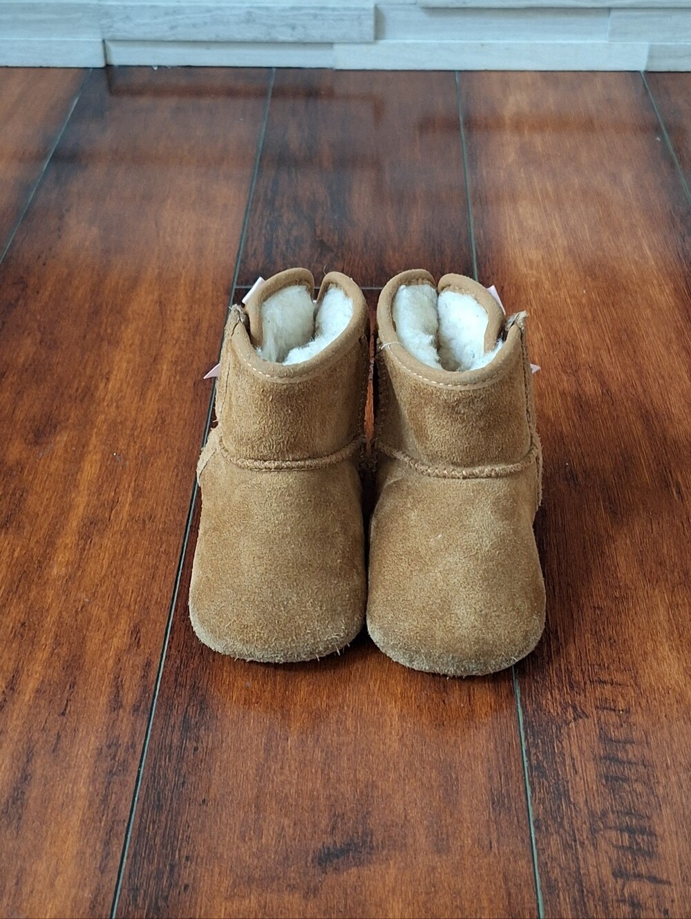 UGG Infant Sheepskin Boots Chestnut Pink Bow Size US 4/5 Toddler